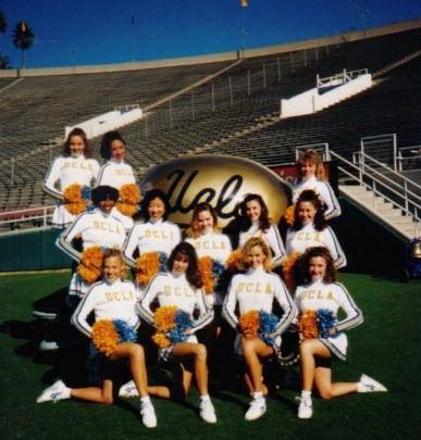 the 1995-96 Squad on the field at the Rose Bowl