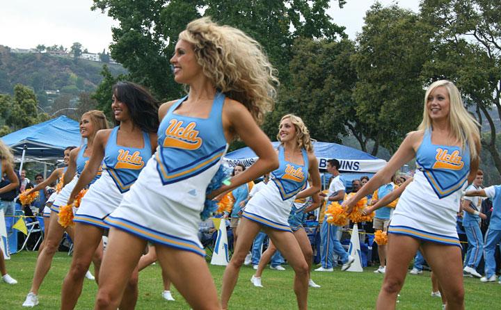 the 2008 Squad performing before a football game